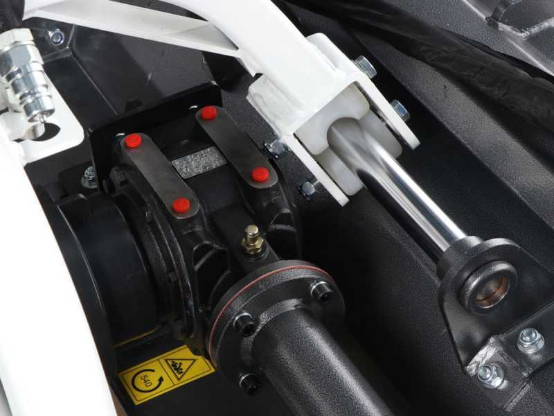 BlackStone BP-CD 200 - Trituradora para tractor - Serie pesada - Desplazamiento hidr&aacute;ulico