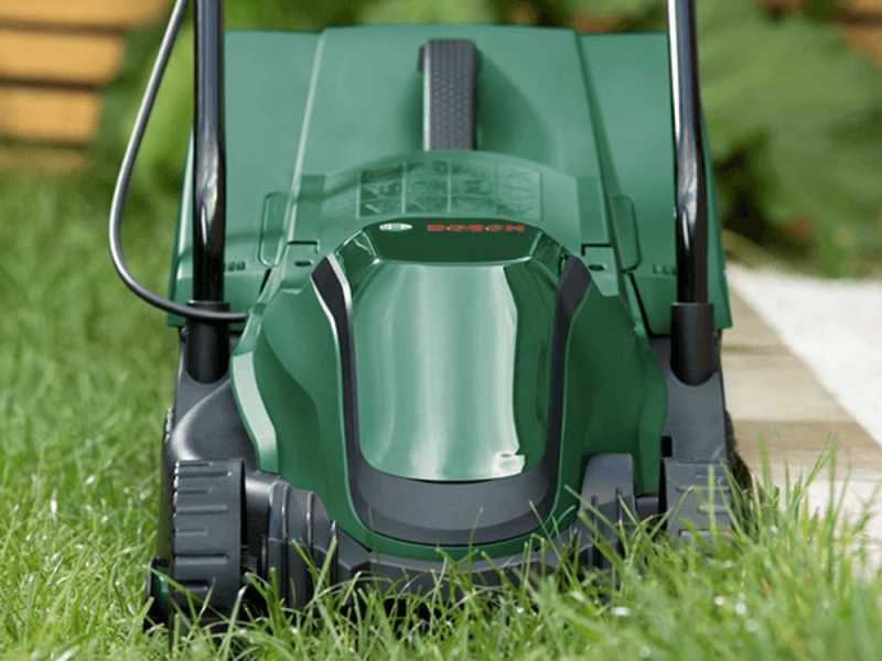 Bosch EasyMower 18-32-200 - Cortac&eacute;sped de bater&iacute;a - 18V/4Ah - Corte 32 cm