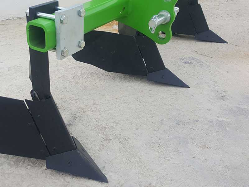 Seven Italy Big - Aporcador de 3 rejas - Bastidor de 160 cm - Para tractores con enganche de tres puntos