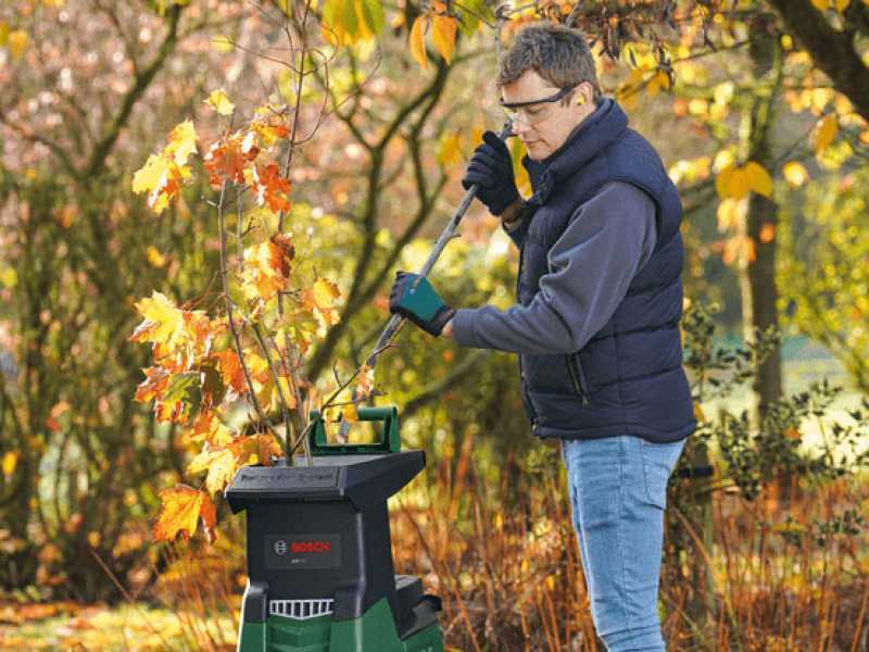 Bosch AXT 25 TC - Biotrituradora el&eacute;ctrica - Recogedor 53 L
