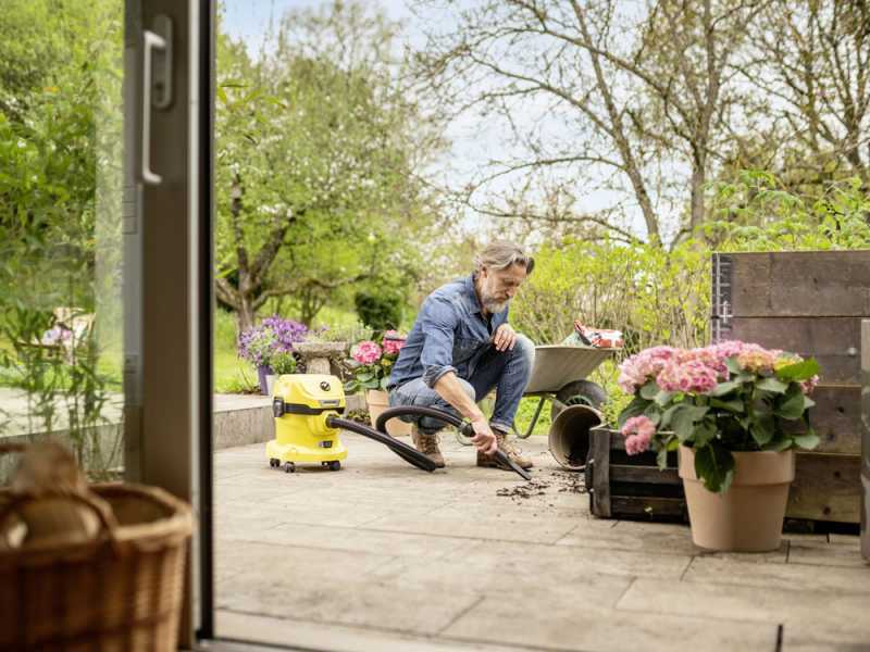 Karcher WD 2-18 - Bid&oacute;n aspirador de 12 l - 18 V - SIN BATER&Iacute;AS NI CARGADOR