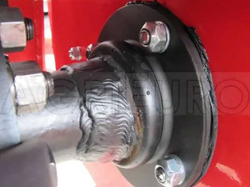 Top Line UR 132 - Rotovator para tractor serie media - Desplazamiento mec&aacute;nico