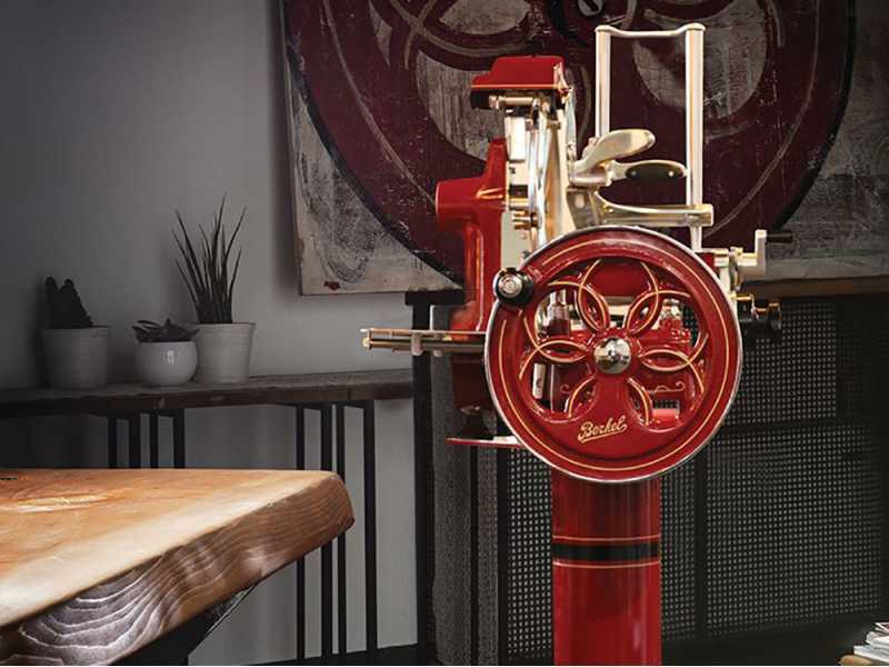 Berkel B2 Roja - Cortadora de fiambre de volante con pedestal - Cuchilla de acero cromado de 265 mm