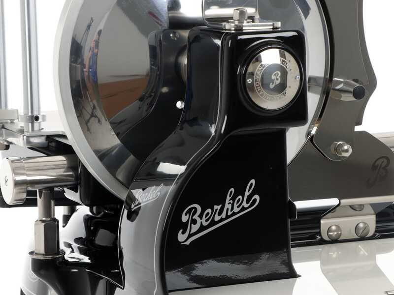 Berkel B3 Negra - Cortadora de fiambre de volante - Cuchilla de acero cromado de 300 mm