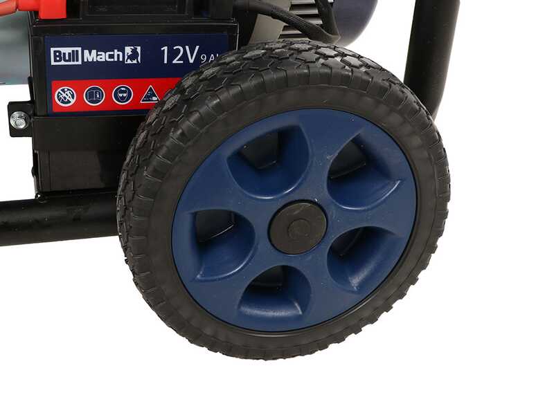BullMach AMBRA 13800 E - Generador el&eacute;ctrico de gasolina con carro y AVR 10 kW - Continua 9 kW Monof&aacute;sico