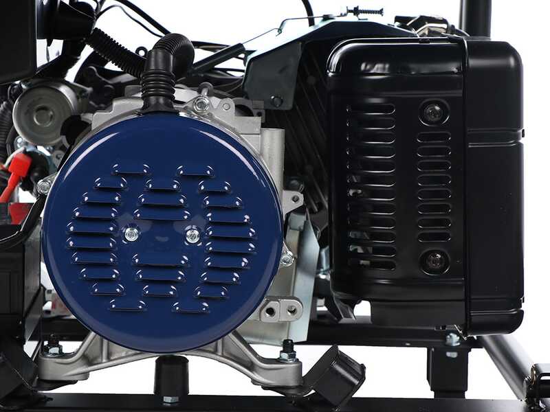 BullMach AMBRA 13800 E-3 - Generador el&eacute;ctrico de gasolina con ruedas y AVR 10 kW - Continua 9 kW Trif&aacute;sico + ATS