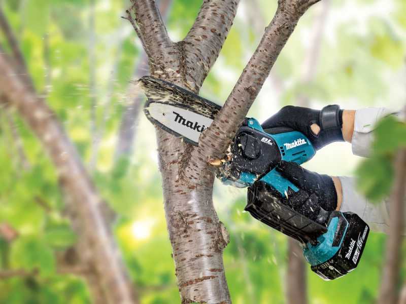 Makita DUC150ZJ LXT - Podadora manual de bater&iacute;a - 18V/3ah