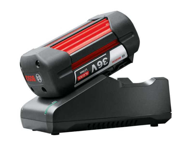 BOSCH UniversalAquatak 36V-100 - Hidrolimpiadora de bater&iacute;a - 67 bar + Manguera autocebante - 36V 4Ah