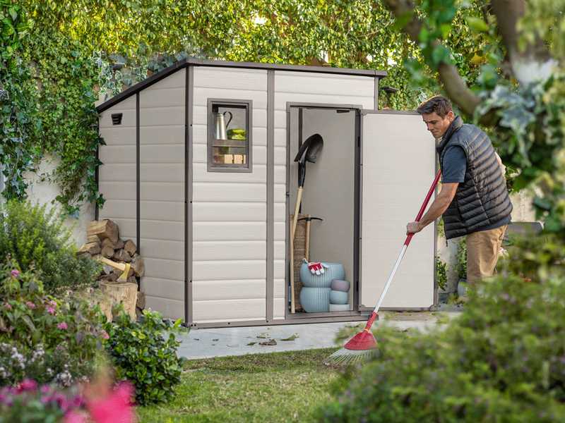 Keter Manor Pent - Caseta de jard&iacute;n - Con ventana delantera - 183.5x185x200 cm