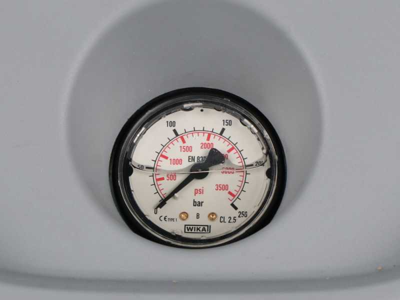 Comet New Scout 150 Extra - Hidrolimpiadora de agua caliente profesional - 150 bar m&aacute;x - 540 l/h