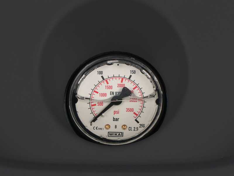 Comet New Scout 150 Extra - Hidrolimpiadora de agua caliente profesional - 150 bar m&aacute;x - 540 l/h