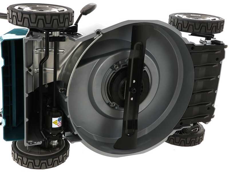 Makita DLM533 - Cortac&eacute;sped de bater&iacute;a autopropulsado - 4x18V/5Ah - Corte de 53 cm