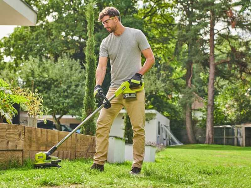 Ryobi RY18LT33A-0 - Cortabordes de bater&iacute;a - 18V - 4 Ah