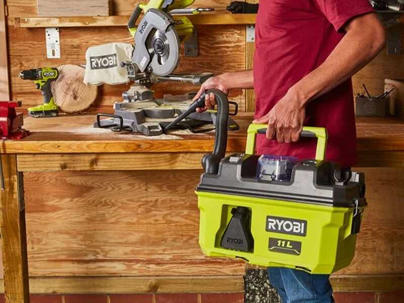 Ryobi RV1811-0 - Aspirador de s&oacute;lidos y l&iacute;quidos port&aacute;til de bater&iacute;a - 18V 4.0Ah