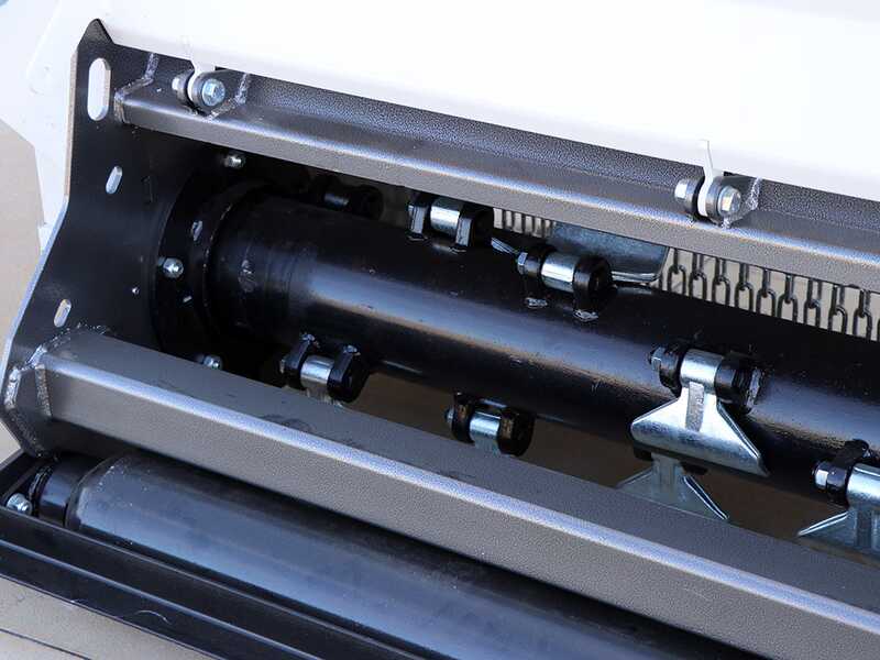 BlackStone RPEH 200 - Trituradora lateral de brazo para tractor - Serie pesada