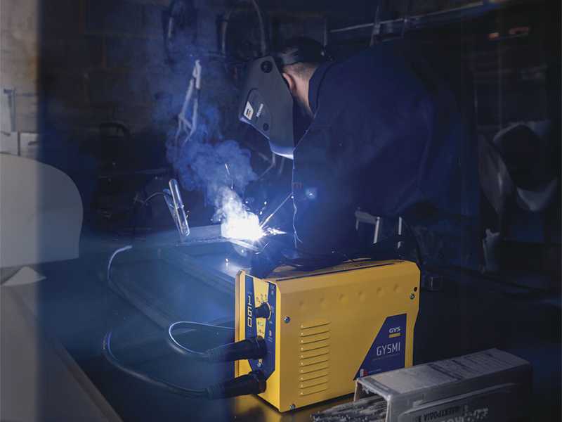 GYS GYSMI 160P - Soldadora Inverter (MMA) - corriente continua (DC) - Maletín