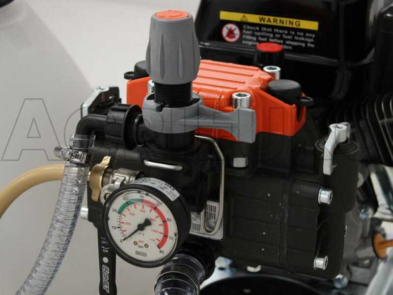 Carretilla fumigadora Comet MP30/Loncin G200 F - Dep&oacute;sito 80L