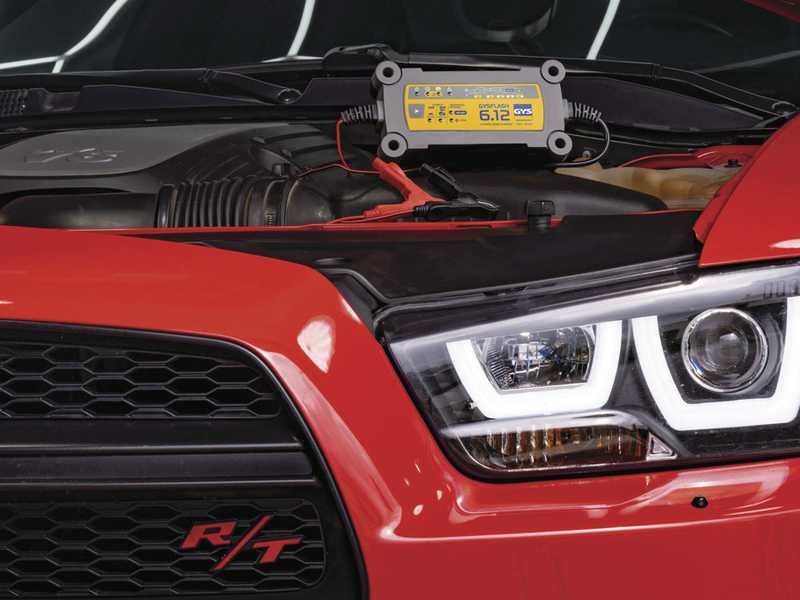 GYS Flash 6.12 - Cargador de bater&iacute;as y mantenedor de carga autom&aacute;tico - Bater&iacute;as 12V de 1.2 a 125 ah