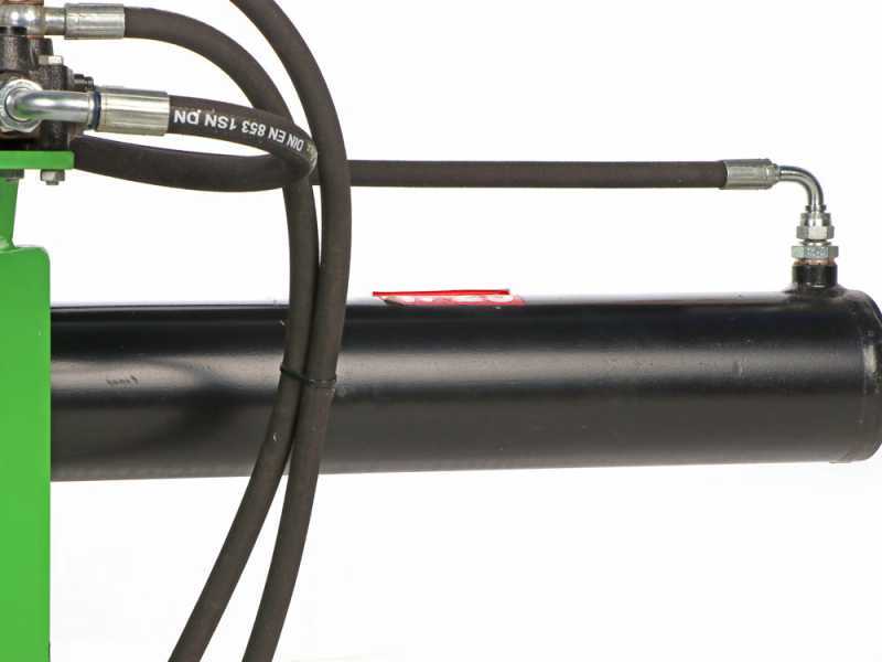 Agrieuro Premium Line 25T - Rajadora de le&ntilde;a para tractor - Horizontal - Plataforma de carga hidr&aacute;ulica