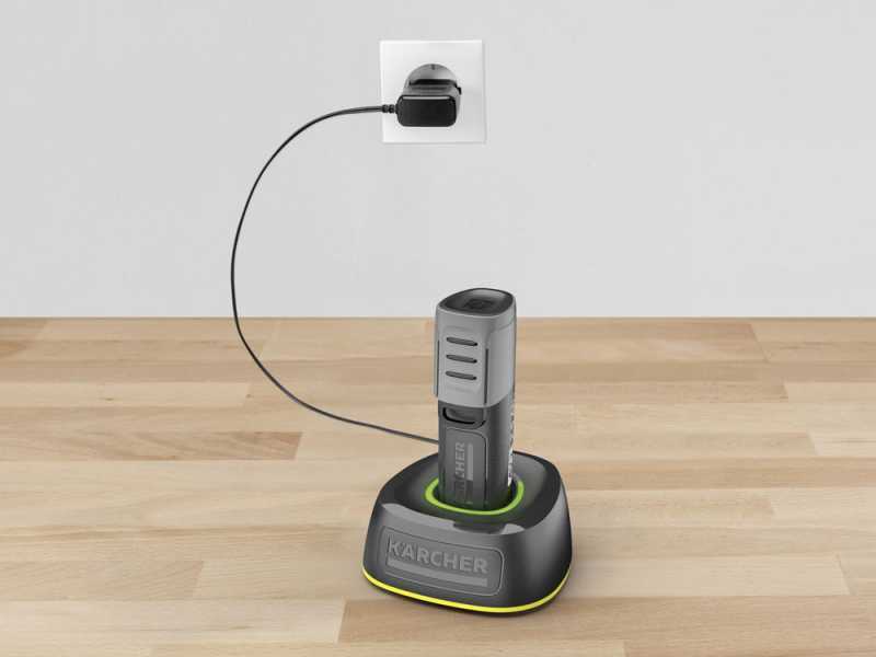 Karcher FC 2-4 - Fregadora de bater&iacute;a 3 en 1 lava, seca y aspira