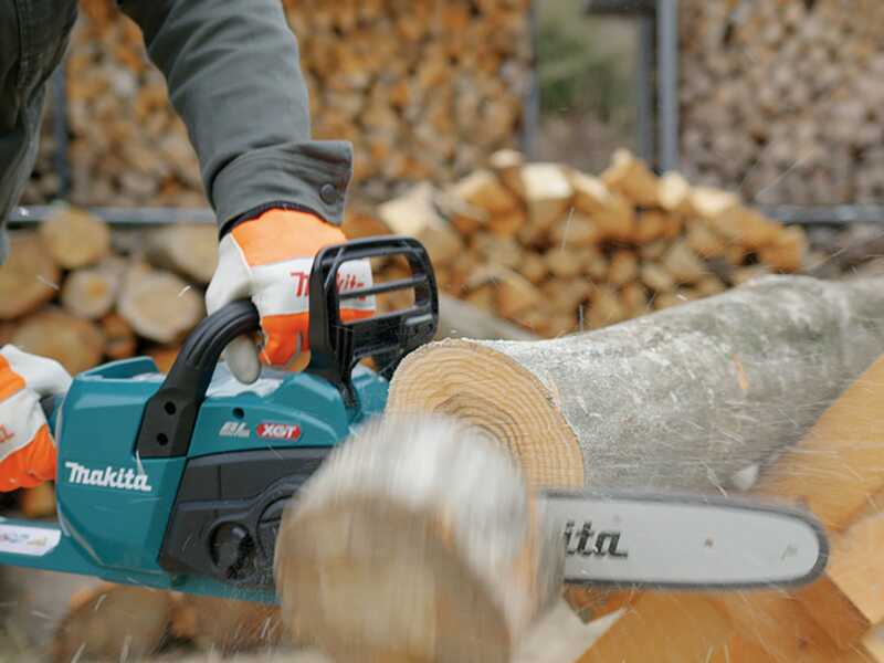 Makita XGT UC021G - Electrosierra de bater&iacute;a - Corte de 30cm - 40V/5Ah