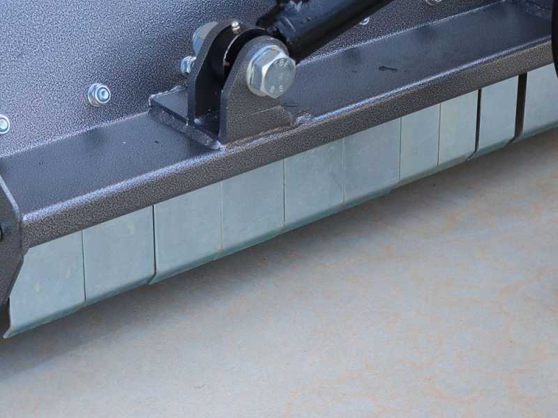 BlackStone BV 120 L - Trituradora lateral de brazo para tractor - Serie ligera