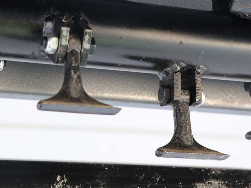 BlackStone BV 140 L - Trituradora lateral de brazo para tractor - Serie ligera