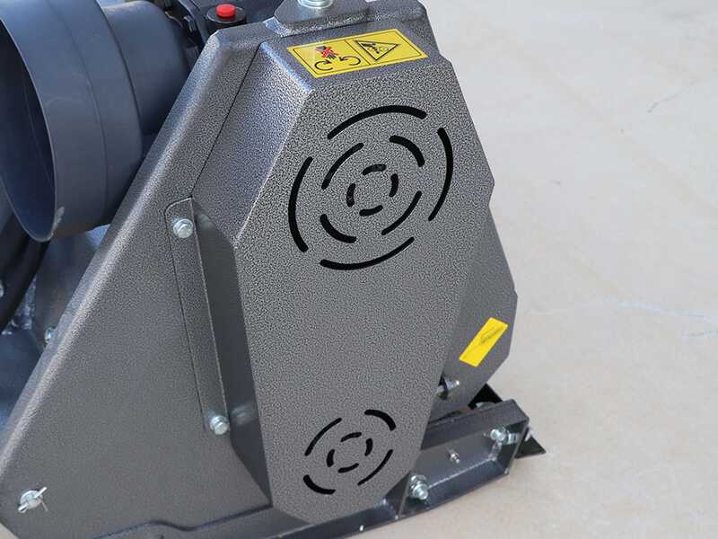 BlackStone BV 140 L - Trituradora lateral de brazo para tractor - Serie ligera