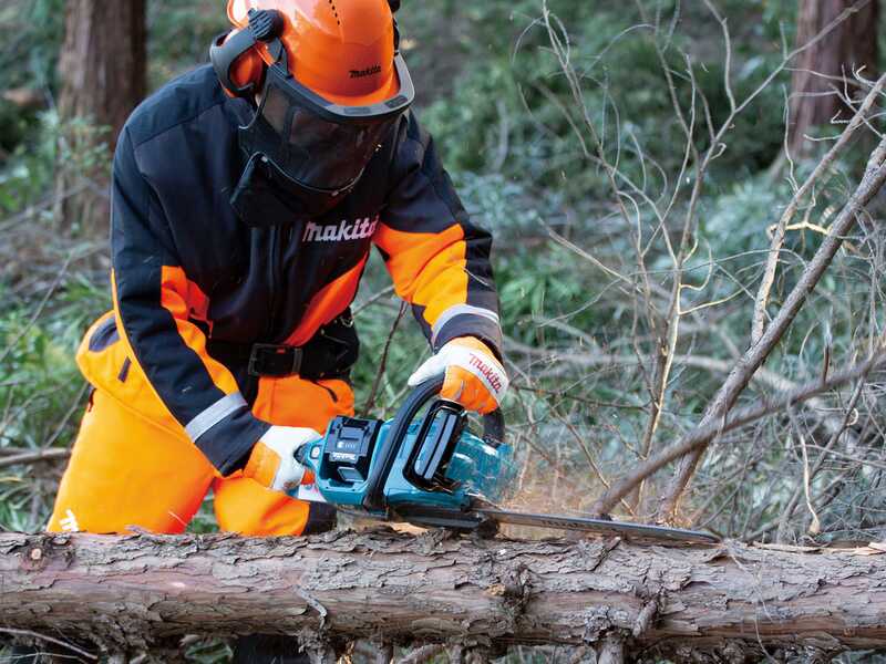 Makita XGT UC026G - Electrosierra de bater&iacute;a - Corte de 40cm - 40v/5Ah