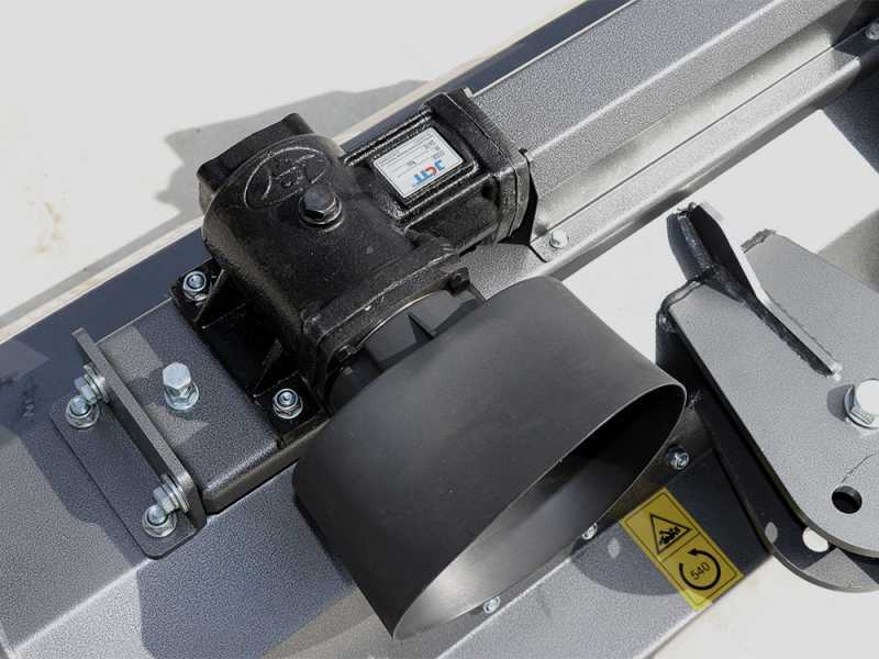BlackStone BL 120 MSS - Trituradora de martillos - Serie ligera - Desplazamiento manual