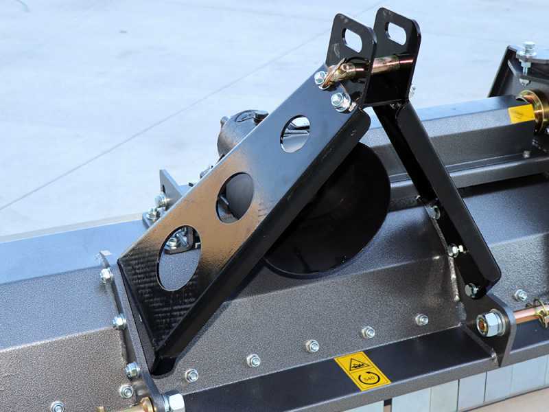 BlackStone BL 120 - Trituradora para tractor - Serie ligera