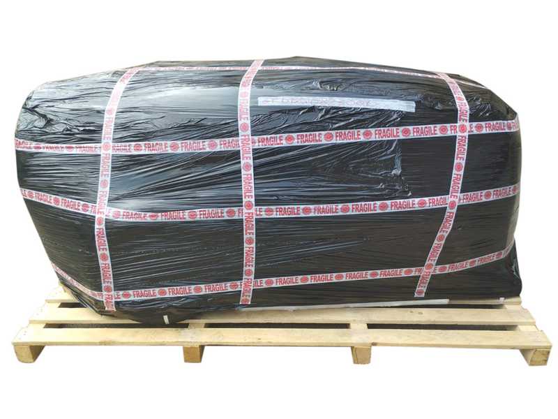 Atomizador de arrastre Gray T Car 1500/90 con enganche para tractor para pulverizaci&oacute;n  - Capacidad 1500L - Bomba AR1203