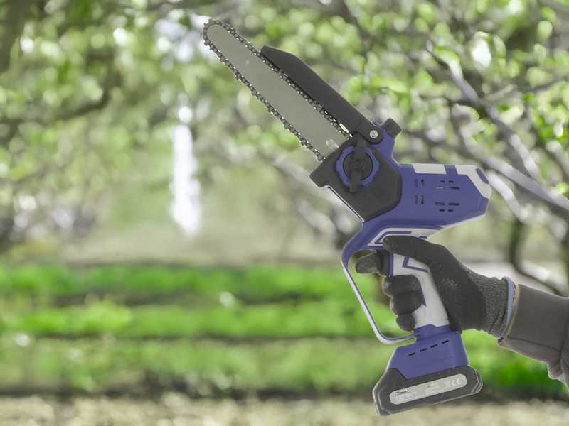 BullMach AION 20 - Podadora manual el&eacute;ctrica de bater&iacute;a - 2x21V 2Ah