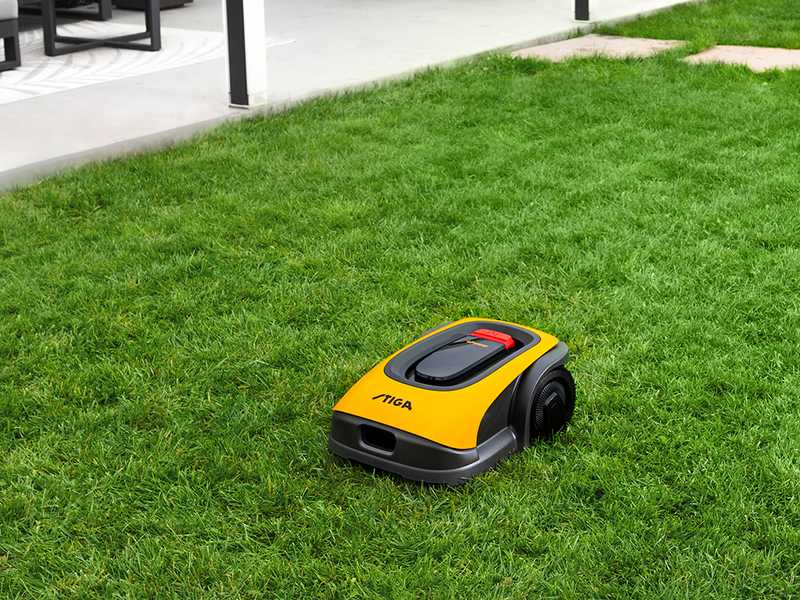 Stiga A 300 - Robot cortac&eacute;sped - con bater&iacute;a E-Power de 2 Ah