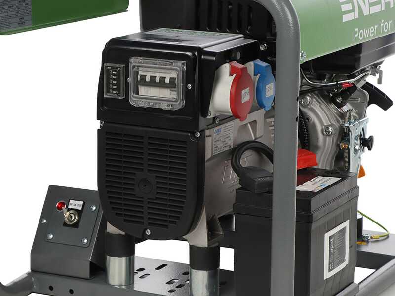 Energy EY-7TDE AVR - Generador de corriente di&eacute;sel con AVR 5 kW - Continua 4,5 Trif&aacute;sica