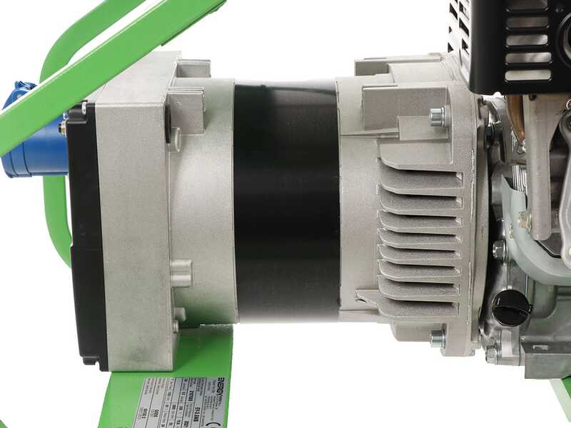 Energy EY-3,6MB AVR - Generador el&eacute;ctrico 3 kW - Continuo 2,7 kW Monof&aacute;sico