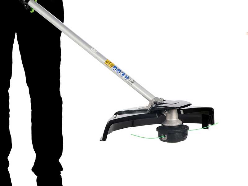 Greenworks GD48BCK4 - Desbrozadora de bater&iacute;a - 48V - 4Ah