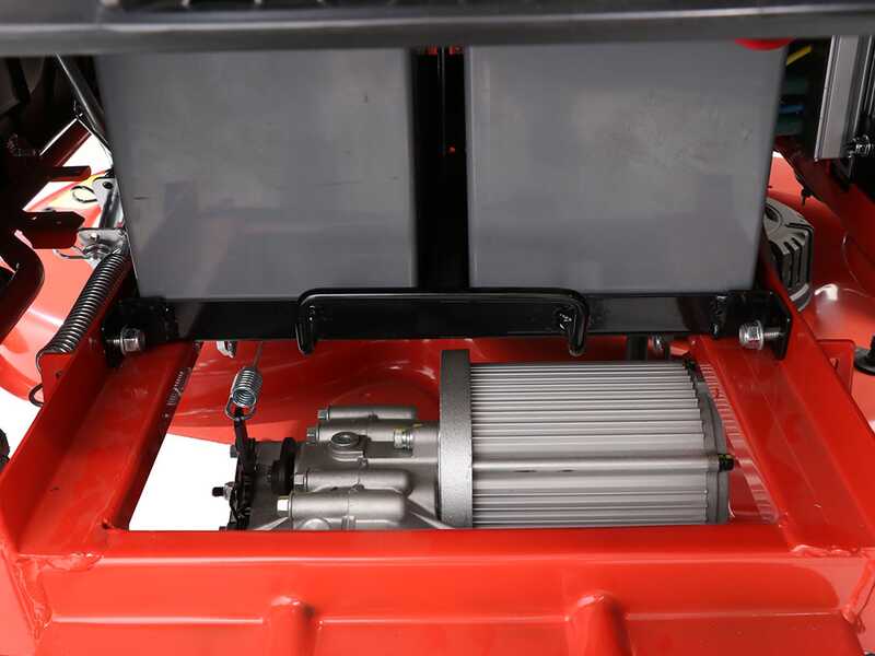 Blue Bird BR SD 108 - Tractor cortac&eacute;sped de bater&iacute;a 48V/75Ah - Corte de 108 cm