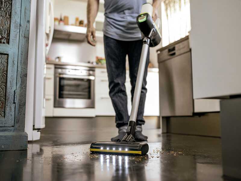 Karcher VC 6 Cordless ourFamily Car - Escoba el&eacute;ctrica - 25.2 V - 2.5 Ah