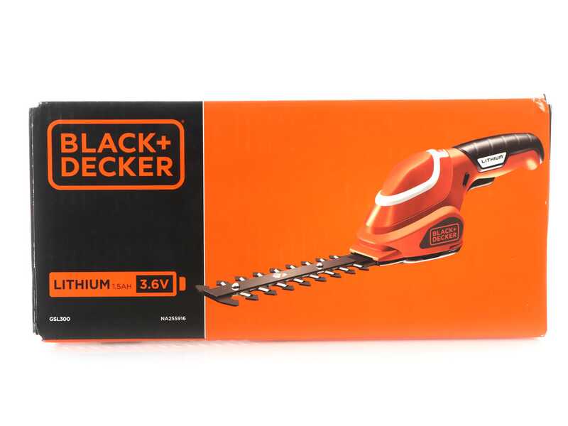 Tijera Cortasetos BLACK+DECKER GSL300, 3.6V Con Batería De Litio, Ligera Y Manejable Para Arbustos