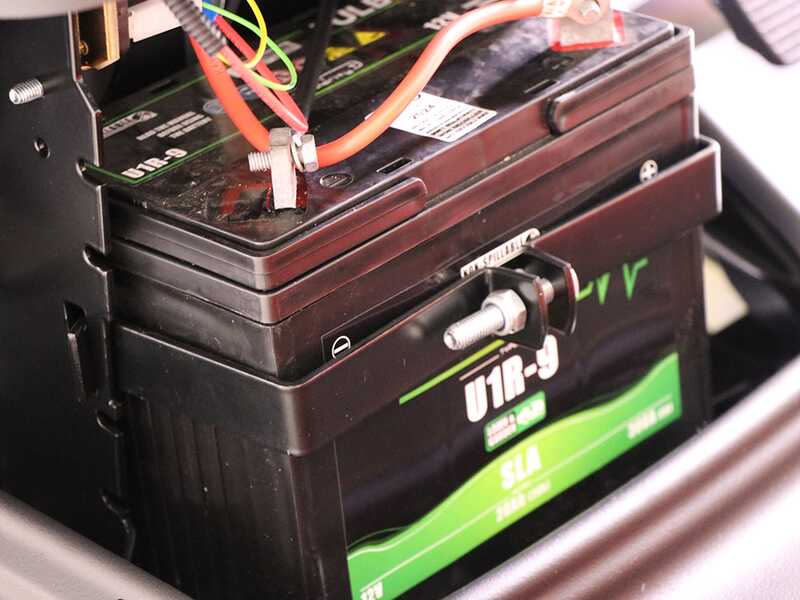 Snapper SPX107 - Tractor cortac&eacute;sped - Briggs&amp;Stratton 656cc - Salida lateral