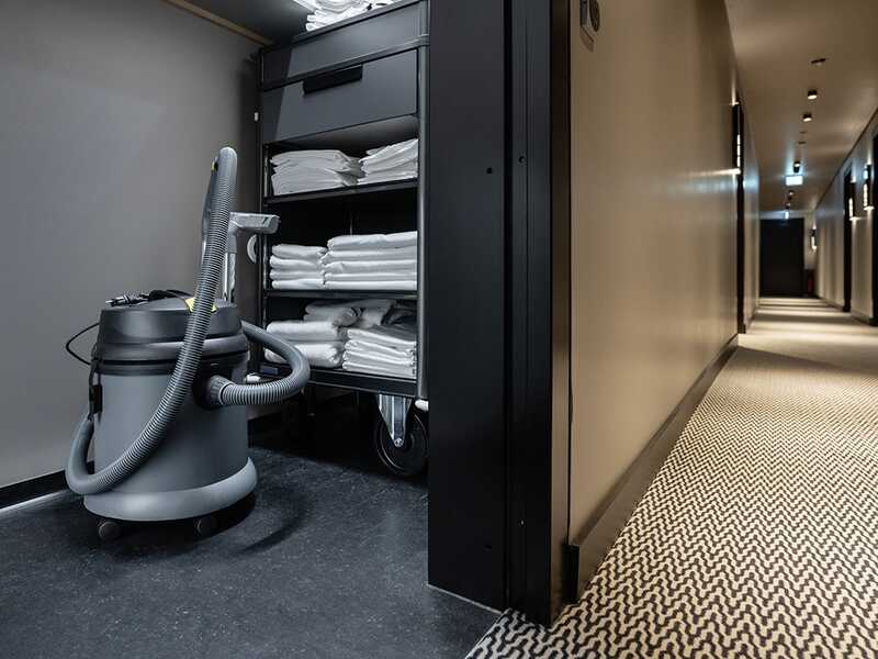 Karcher Pro NT 27/1 - Aspirador de s&oacute;lidos/l&iacute;quidos - Bid&oacute;n de 27 L - 1380 W