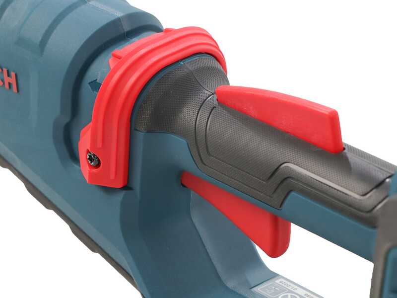 Bosch Professional GKE 18V-25T - Podadora el&eacute;ctrica a bater&iacute;a con p&eacute;rtiga telesc&oacute;pica -18V 8Ah