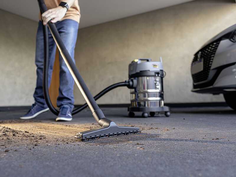 Karcher Pro Puzzi 4/30 Classic - Lavasuperficies - limpiamoquetas profesional - 1025 W