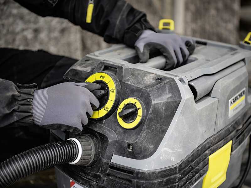 Karcher Pro NT 40/1 Tact Te L - Aspirador de s&oacute;lidos/l&iacute;quidos - Bid&oacute;n de 40 L - 1380 W