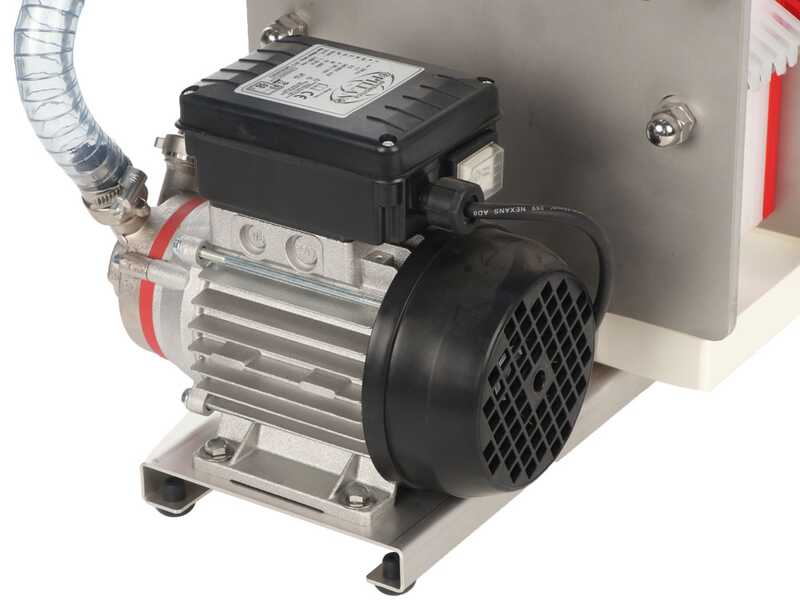 Enotecnica Pillan FC8 - Filtro profesional para vino de 8 cartones de 20x20 cm - Bastidor de acero inoxidable y bomba NOVAX