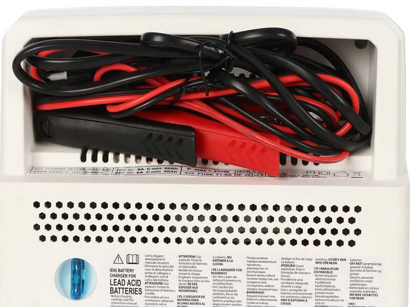 Telwin Touring 18 - Cargador de bater&iacute;as - bater&iacute;as de 12 y 24 V - indicador LED de carga