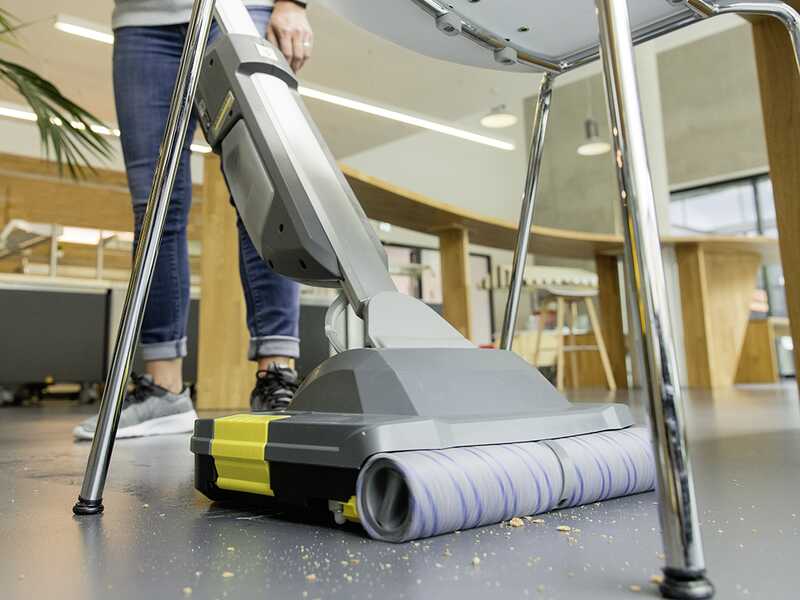 Karcher BR 30/1 C Bp Pack 18/30 - Fregadora de suelos a bater&iacute;a 3 en 1: lava, seca y aspira