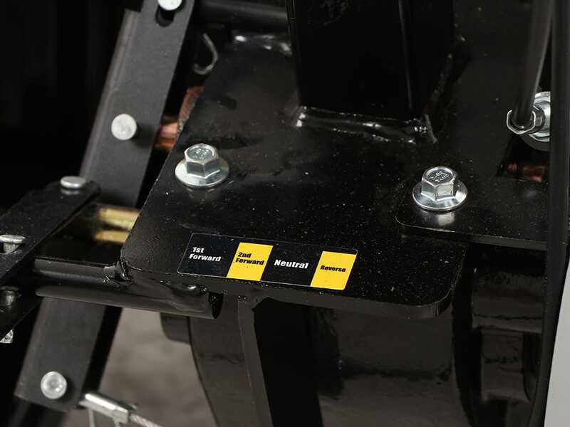 BullMach FALX 600 B&amp;S - Desbrozadora de martillos - B&amp;S CR950