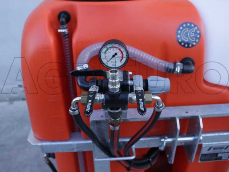 TORNADO 200/51/600 -Atomizador para tractor para tratamientos fitosanitarios